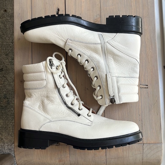Aquatalia Shoes - Aquatalia Laila Water Resistant Zip Bootie in Off White Leather Size 9.5.